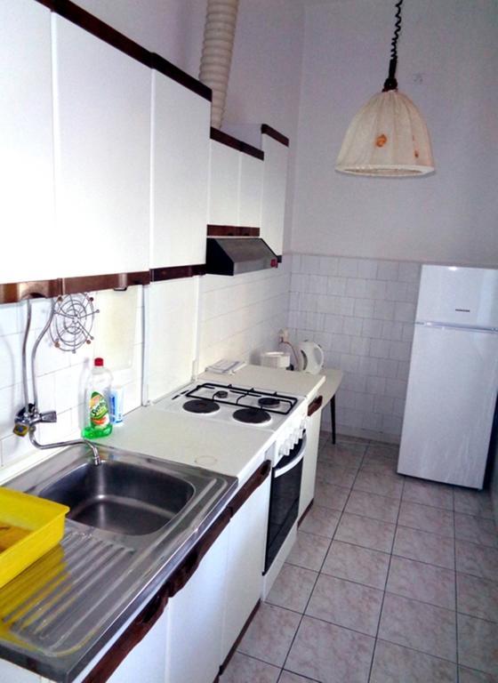 Apartments Skrivaneli Jelsa  Exterior photo