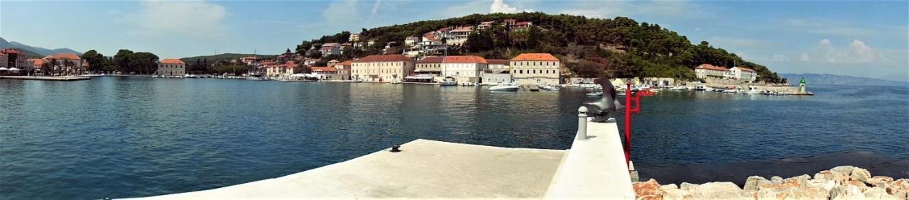 Apartments Skrivaneli Jelsa  Exterior photo